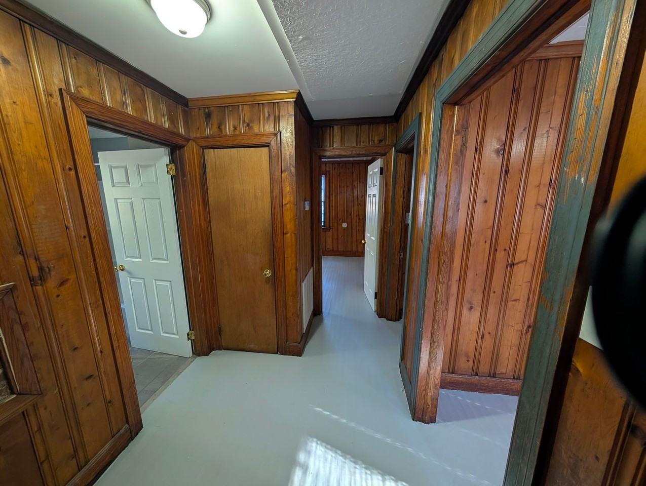 906 College Cir N - Photo 5 of 18