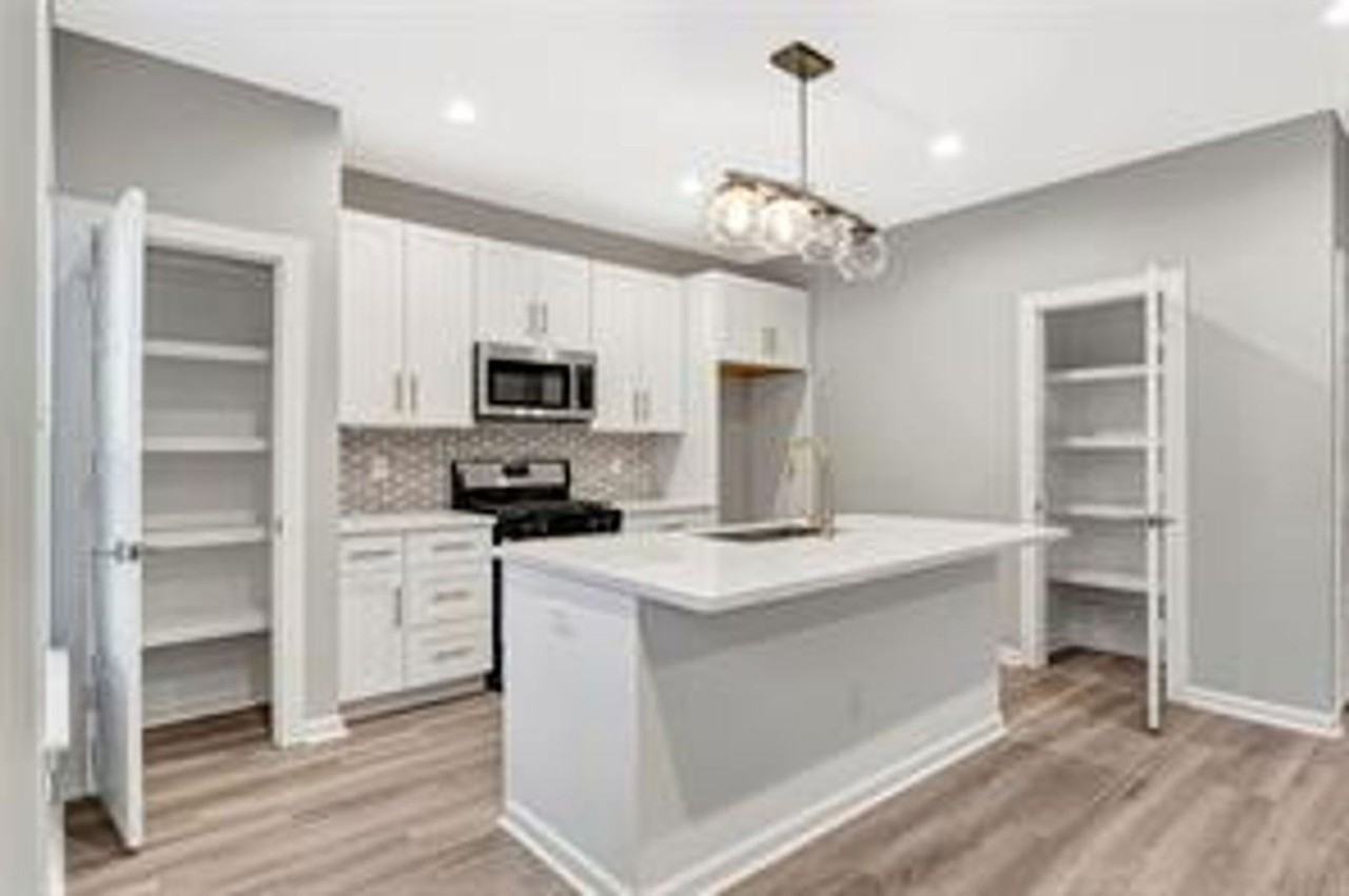 6814 Dumble St #B - Photo 5 of 22