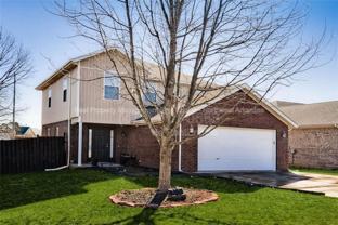 3705 Sw Hansom Loop - Photo 1 of 1