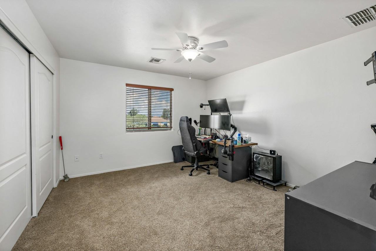 1678 S San Marcos Pl - Photo 5 of 37