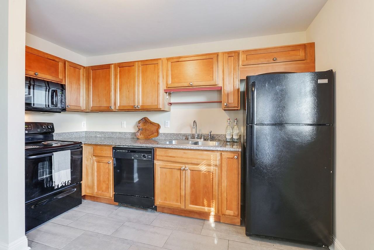 2013 S. Liberty St - Photo 4 of 15