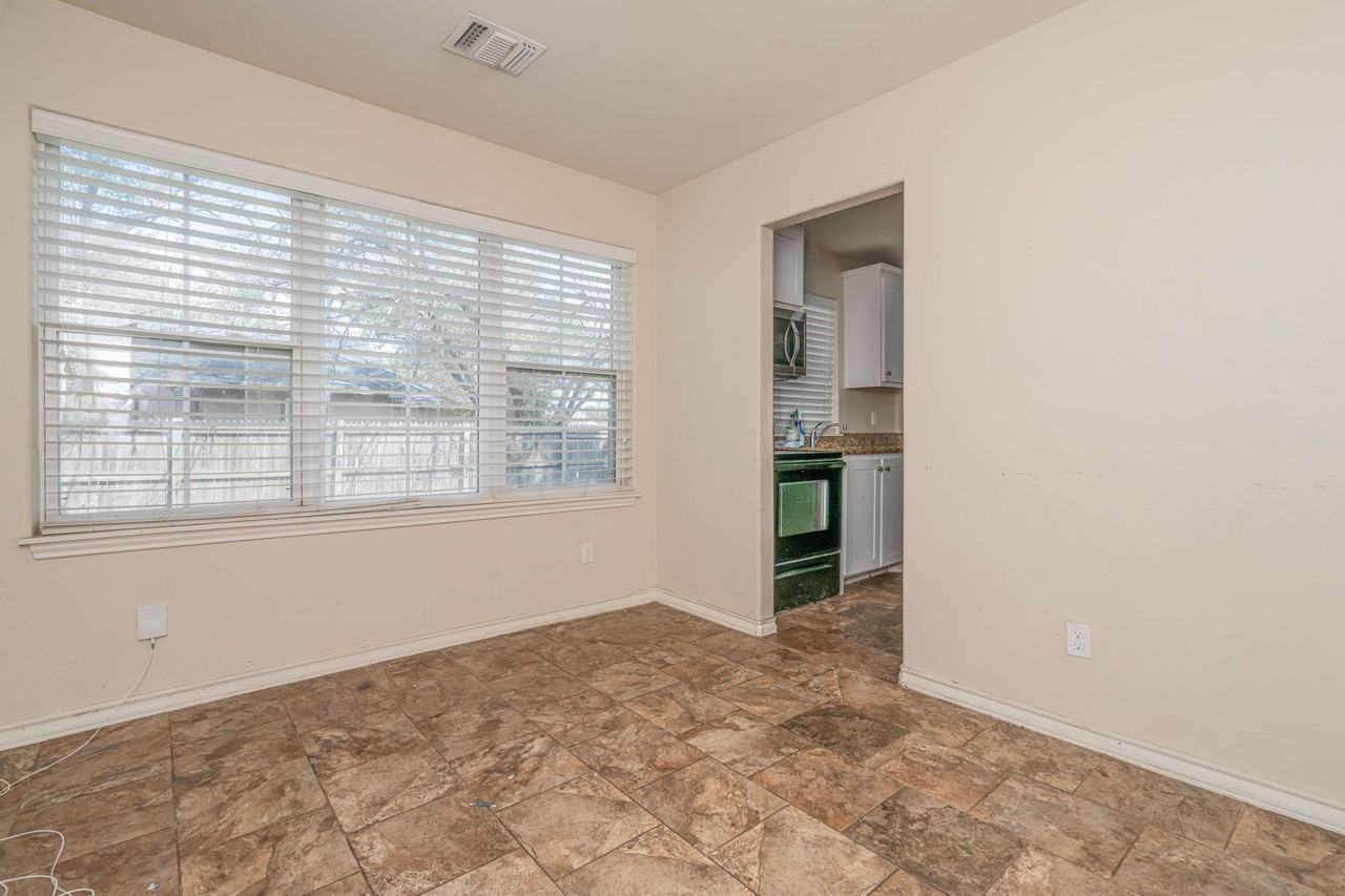 3501 Van Buren Street - Photo 4 of 13