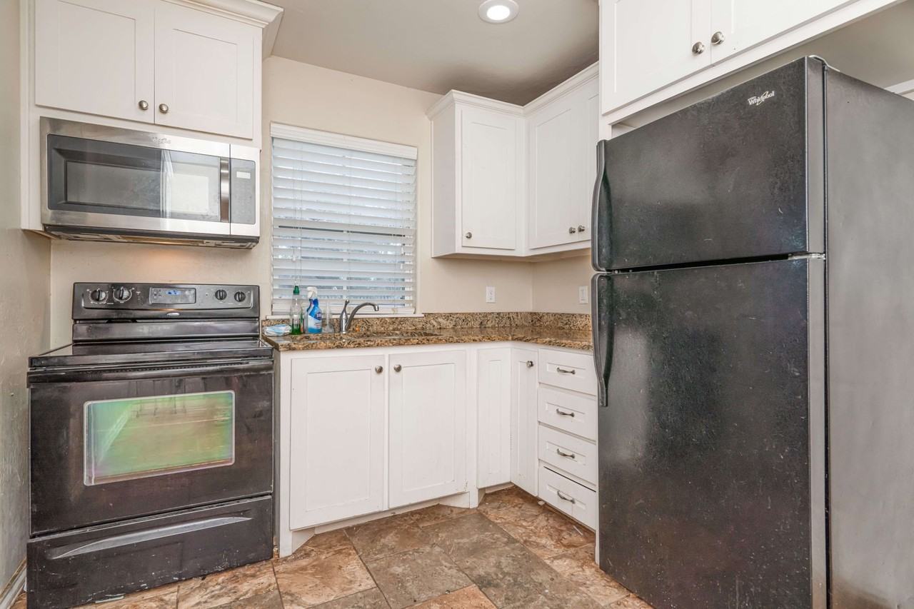 3501 Van Buren Street - Photo 7 of 13