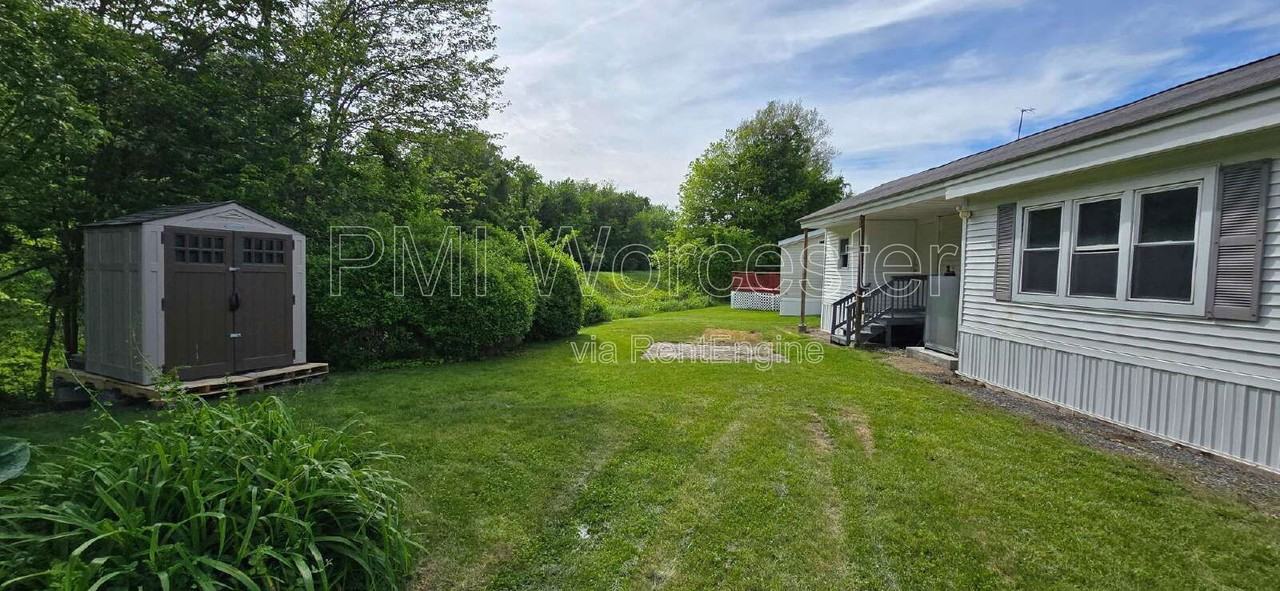 17 Washington St #14 - Photo 3 of 26