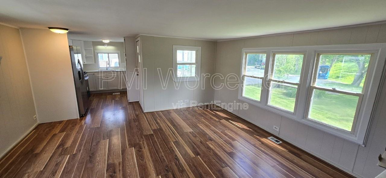 17 Washington St #14 - Photo 6 of 26