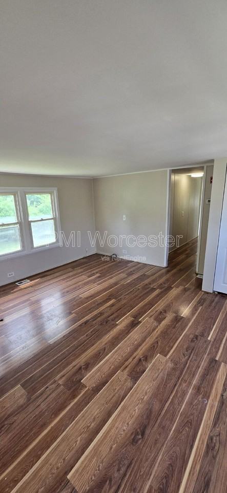 17 Washington St #14 - Photo 7 of 26