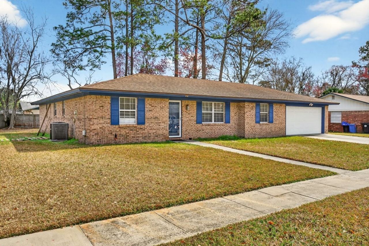 217 Quince Ct - Photo 3 of 37