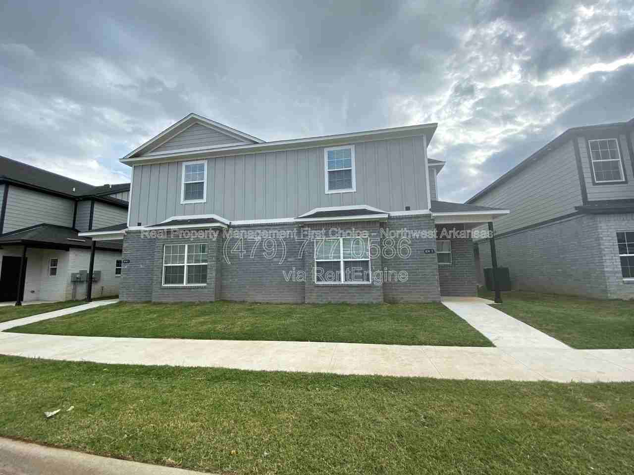 926 S Benchmark Ln #926-2 - Photo 2 of 23