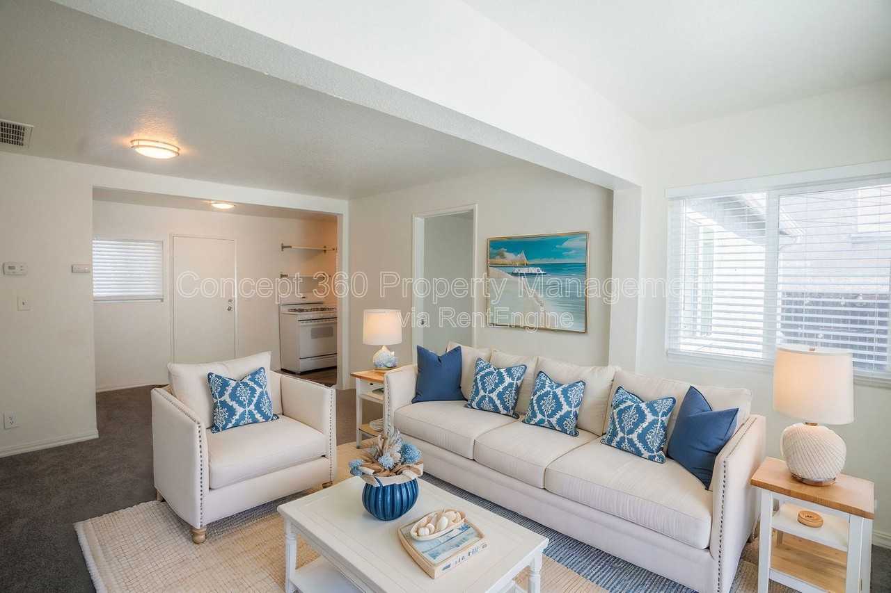 1016 Lime Ave - Photo 5 of 23