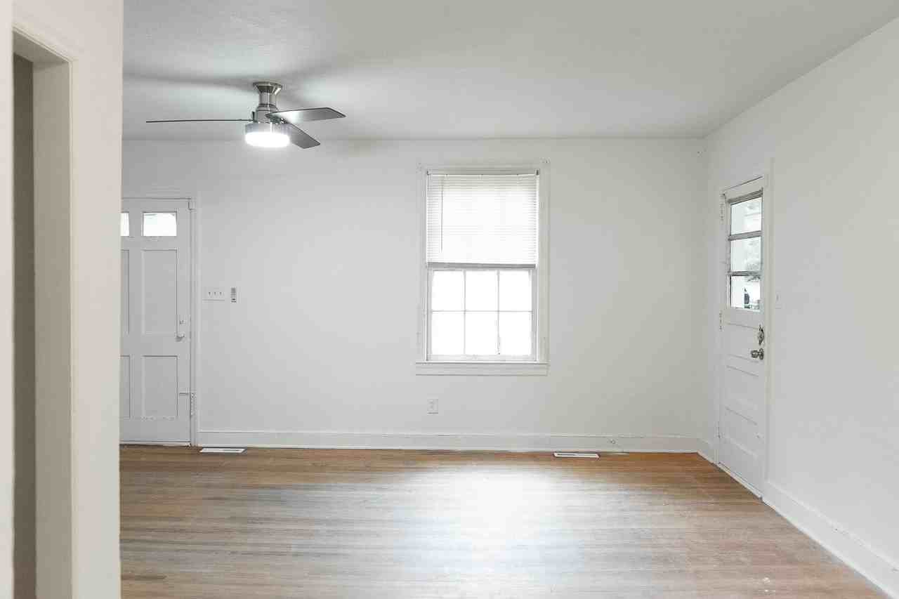 710 Maffett St - Photo 6 of 17