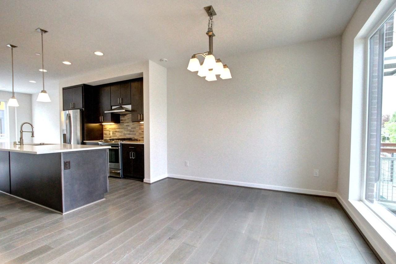 6542 32nd Ave Ne #B - Photo 5 of 17