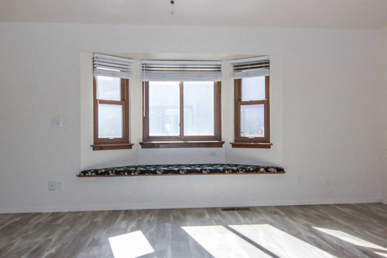 1979 N Quartz Dr - Photo 4 of 21