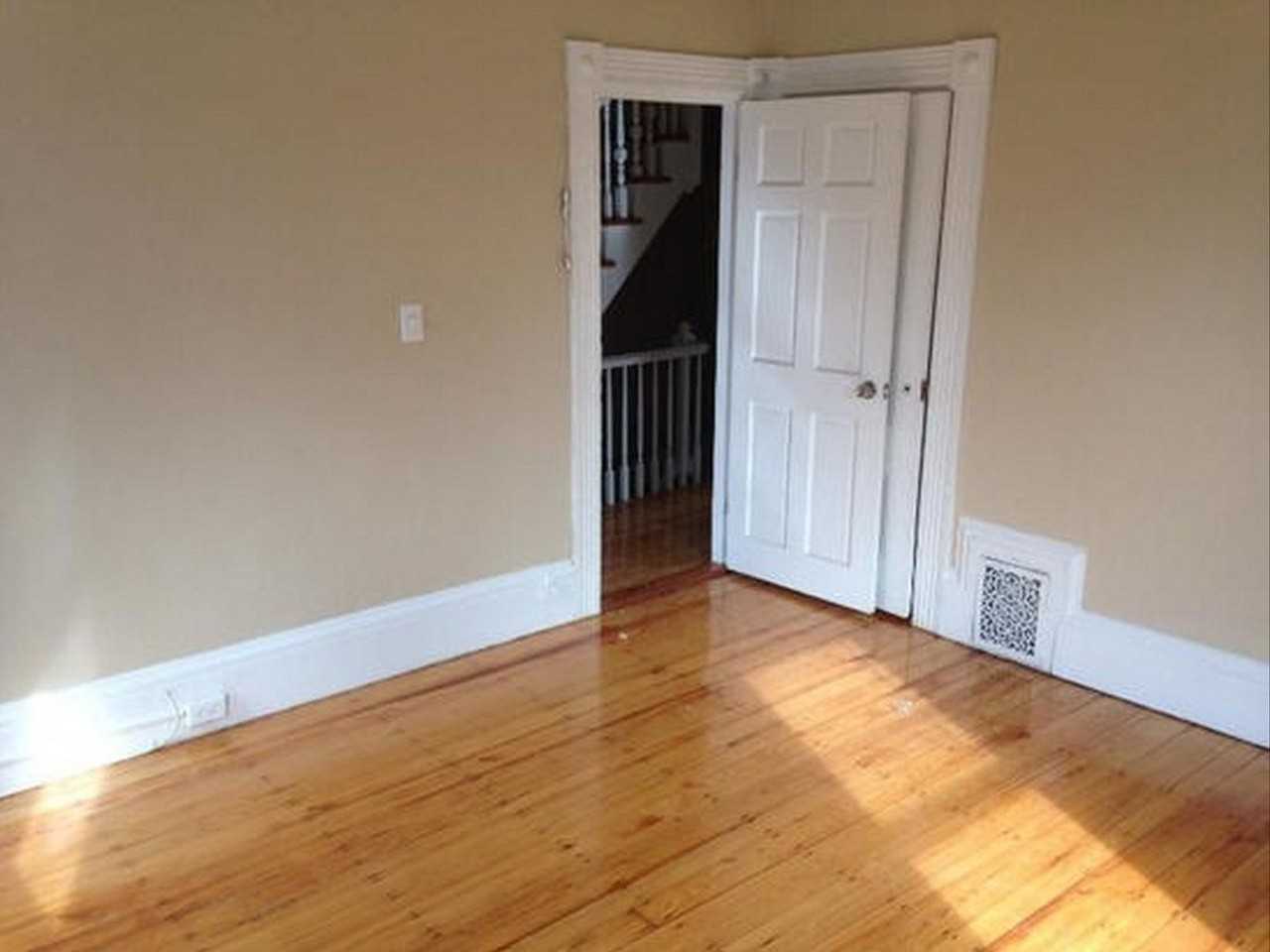 14 Highgate St - Photo 6 of 22
