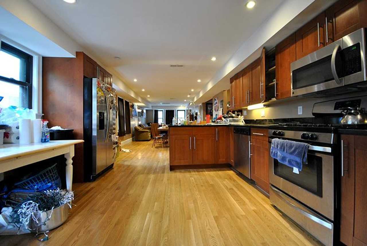 29 Woodstock Ave - Photo 2 of 19