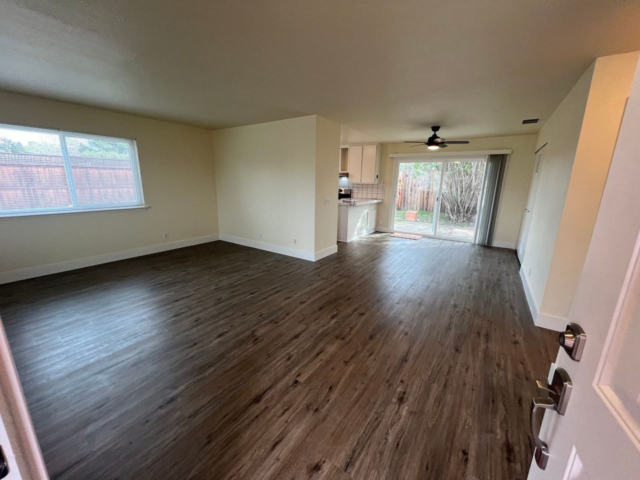5422 Coronado Way - Photo 3 of 19