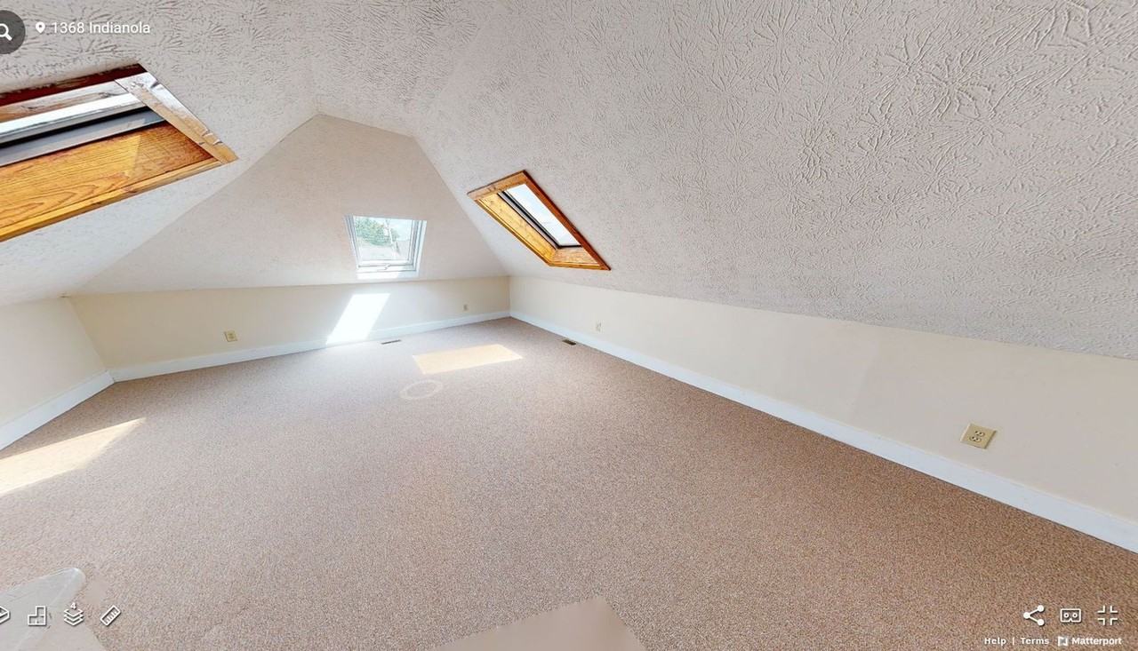 1368 Indianola Ave #C - Photo 2 of 10