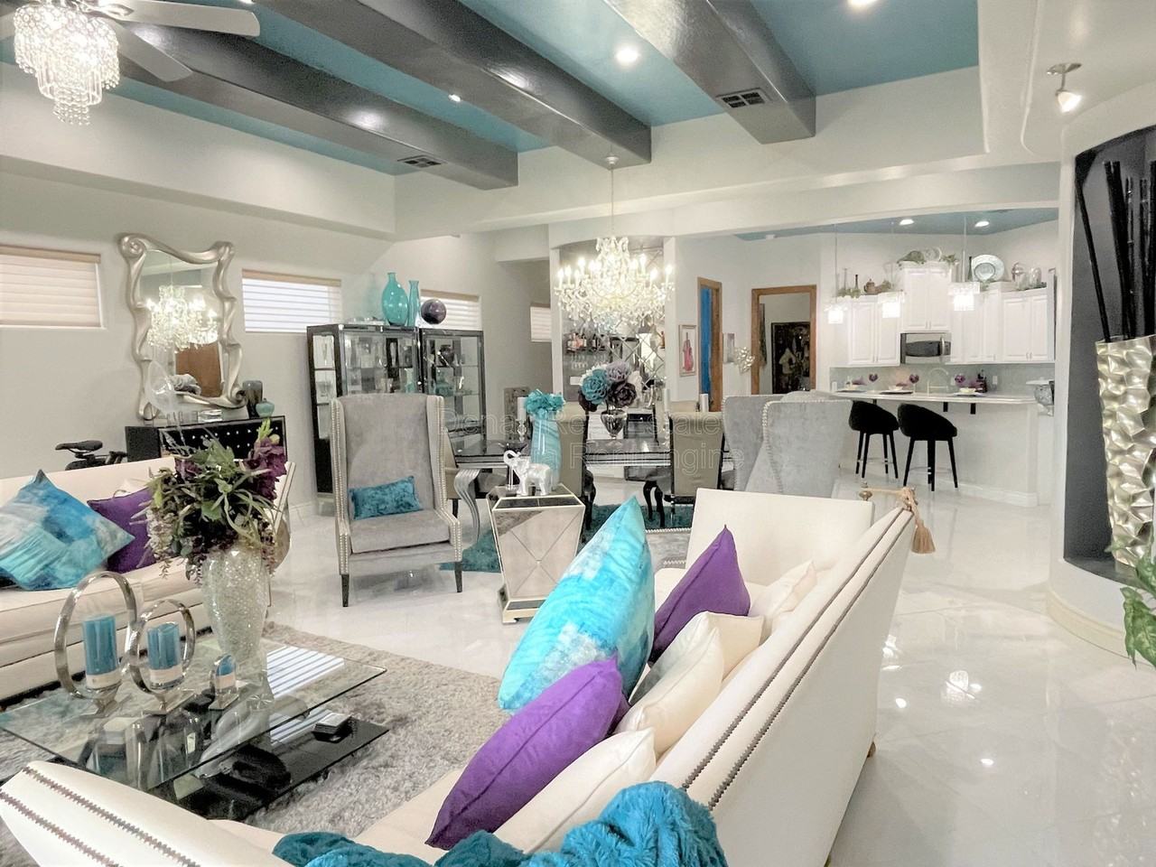 9726 N 3rd Dr - Photo 3 of 29