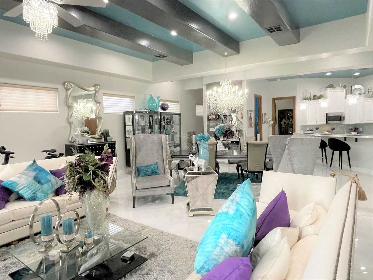 9726 N 3rd Dr - Photo 4 of 29