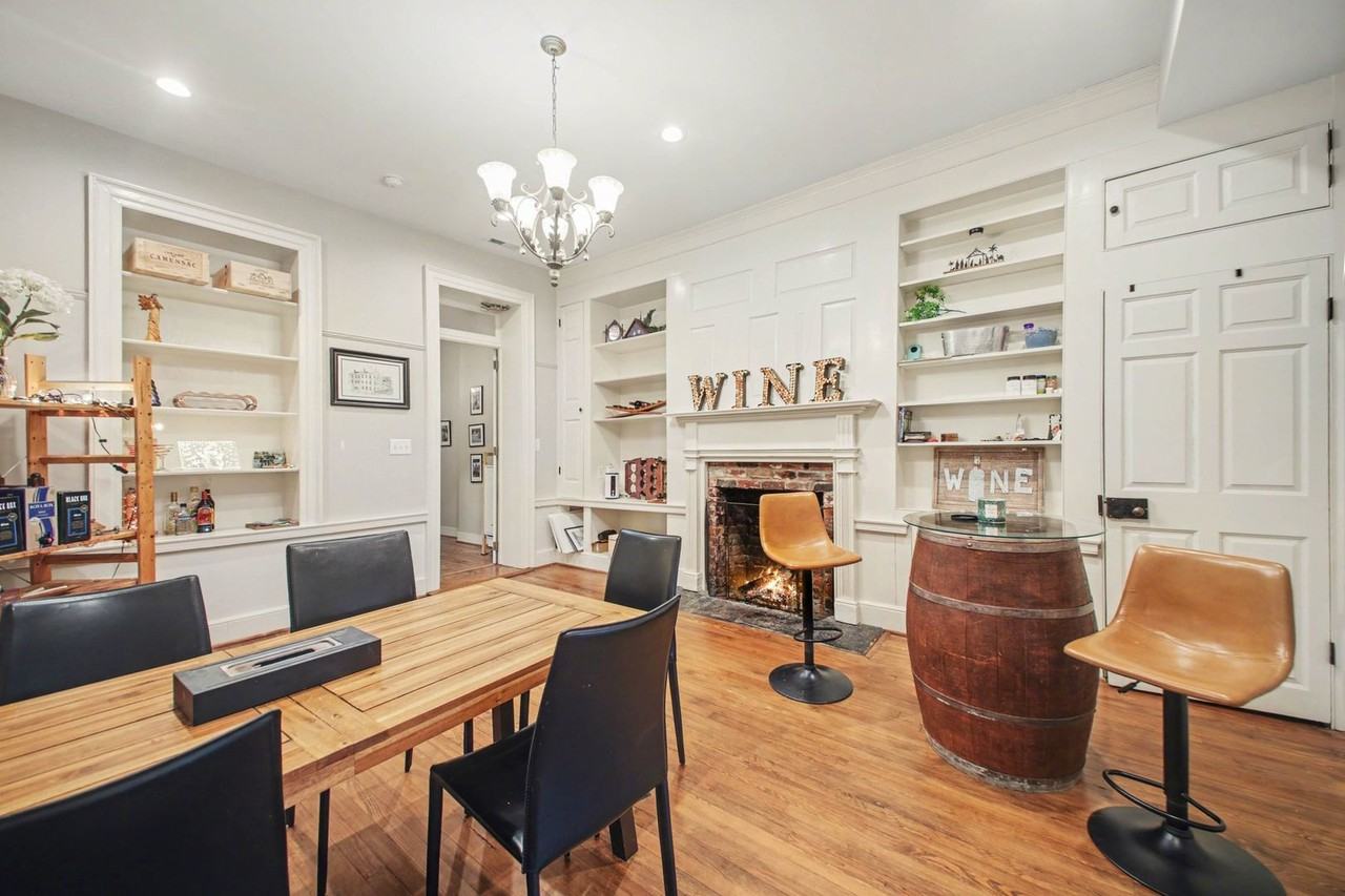 822 Caroline St #2 - Photo 4 of 14