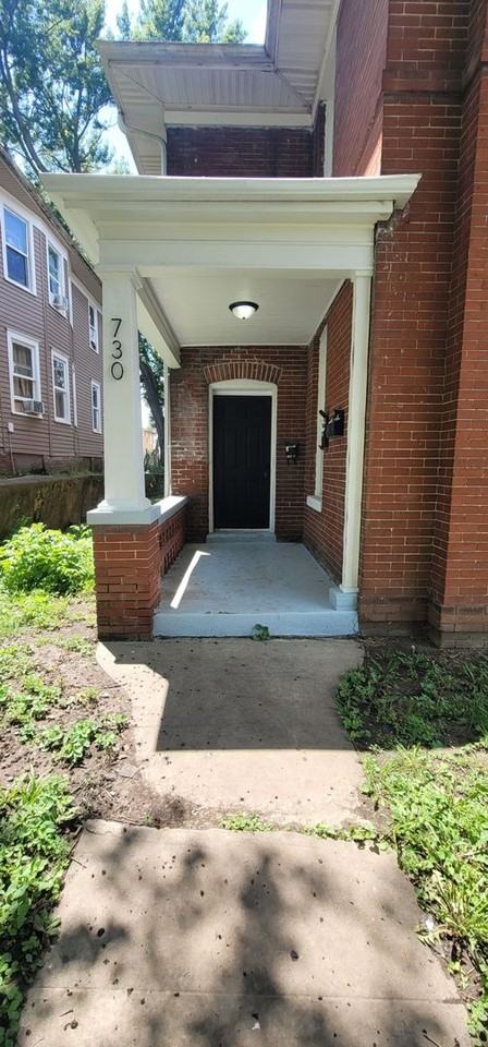 730 N 23rd St - Photo 2 of 8