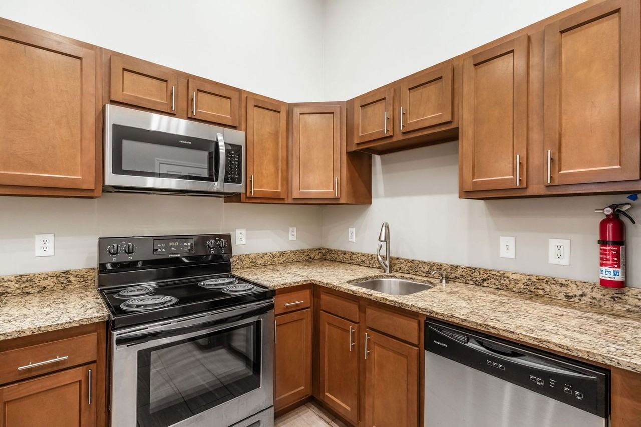 77 E 7th Ave #C - Photo 2 of 19