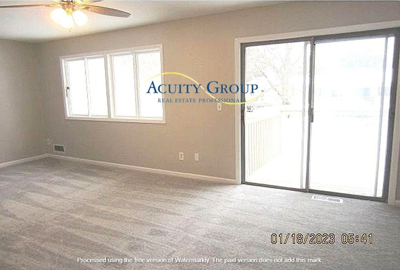 12114 Drake St Nw - Photo 7 of 16