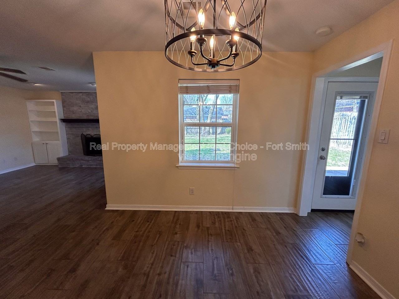 3200 S 56th St - Photo 7 of 29