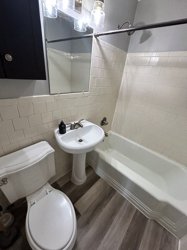 1906 Wakefield Ave - Photo 5 of 14