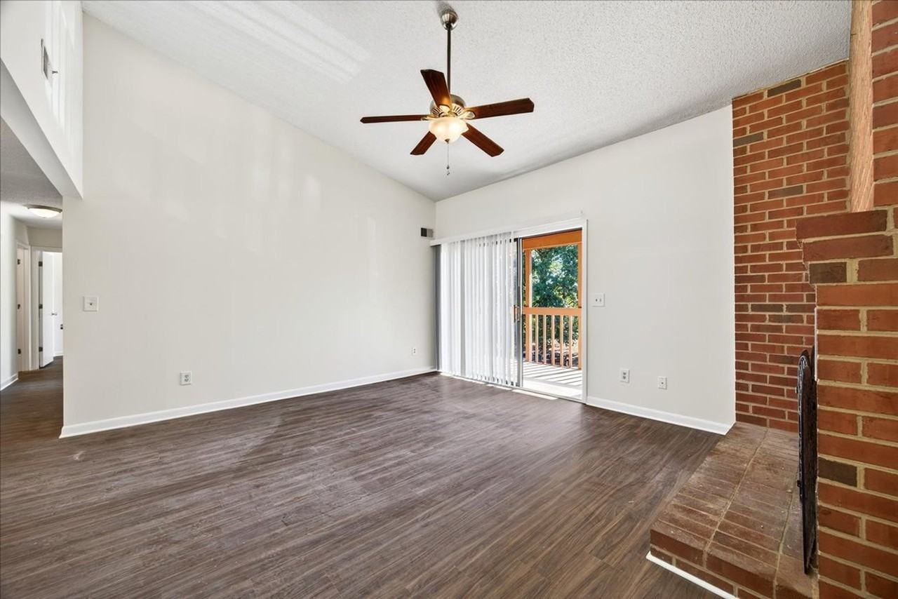 113 Turtle Creek Rd - Photo 3 of 17