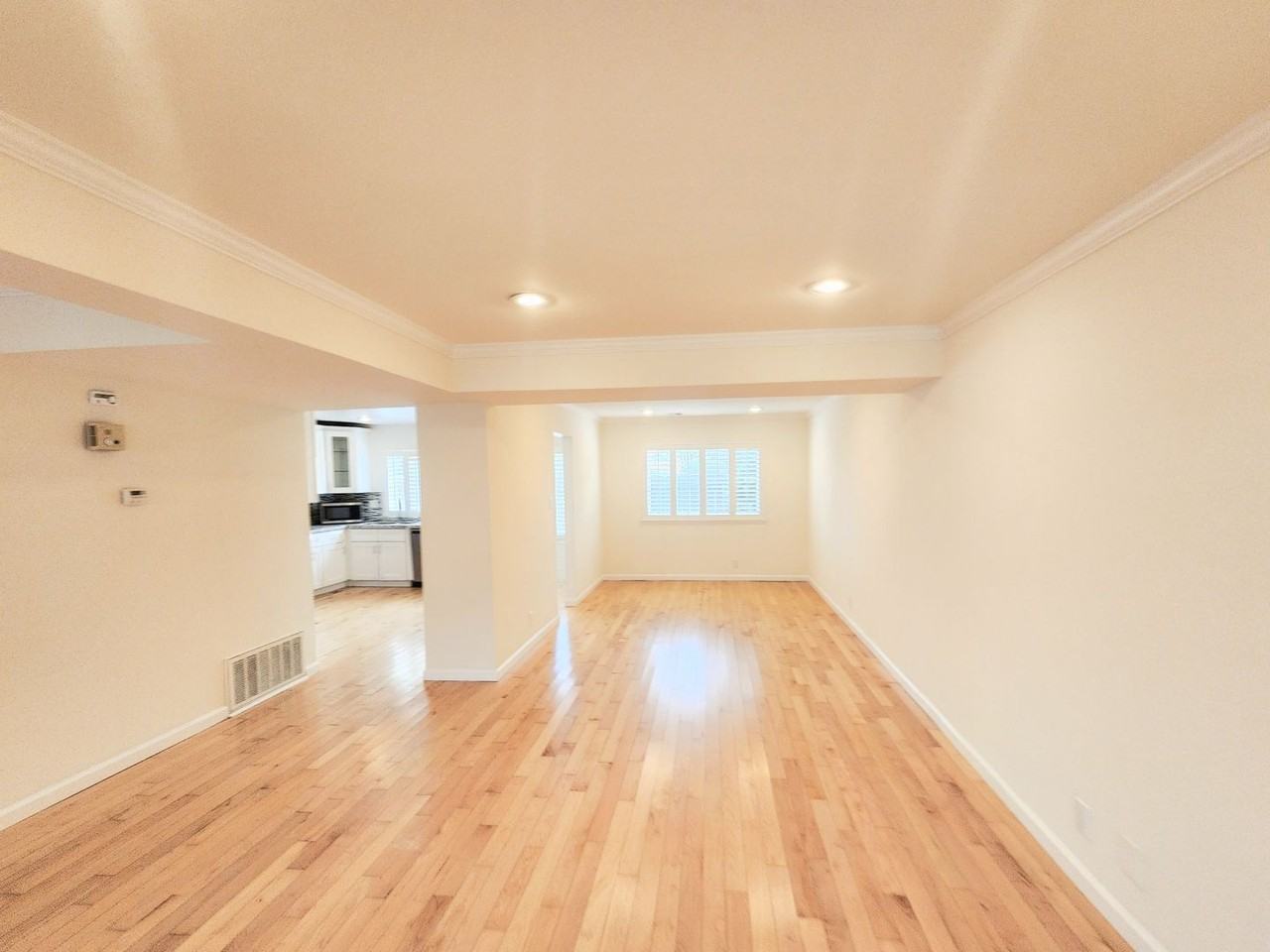 2689 Cromwell Row - Photo 4 of 34