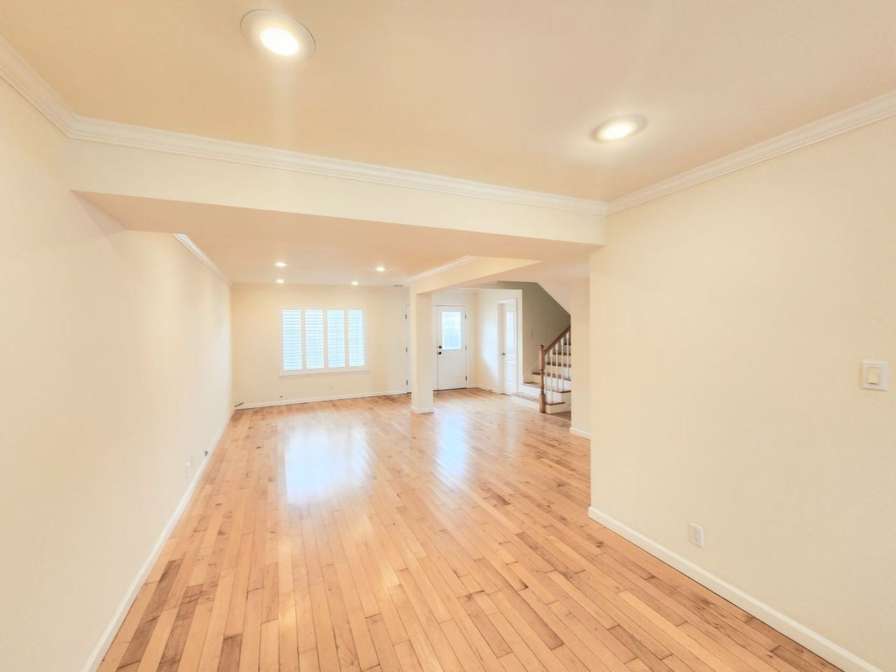 2689 Cromwell Row - Photo 6 of 34