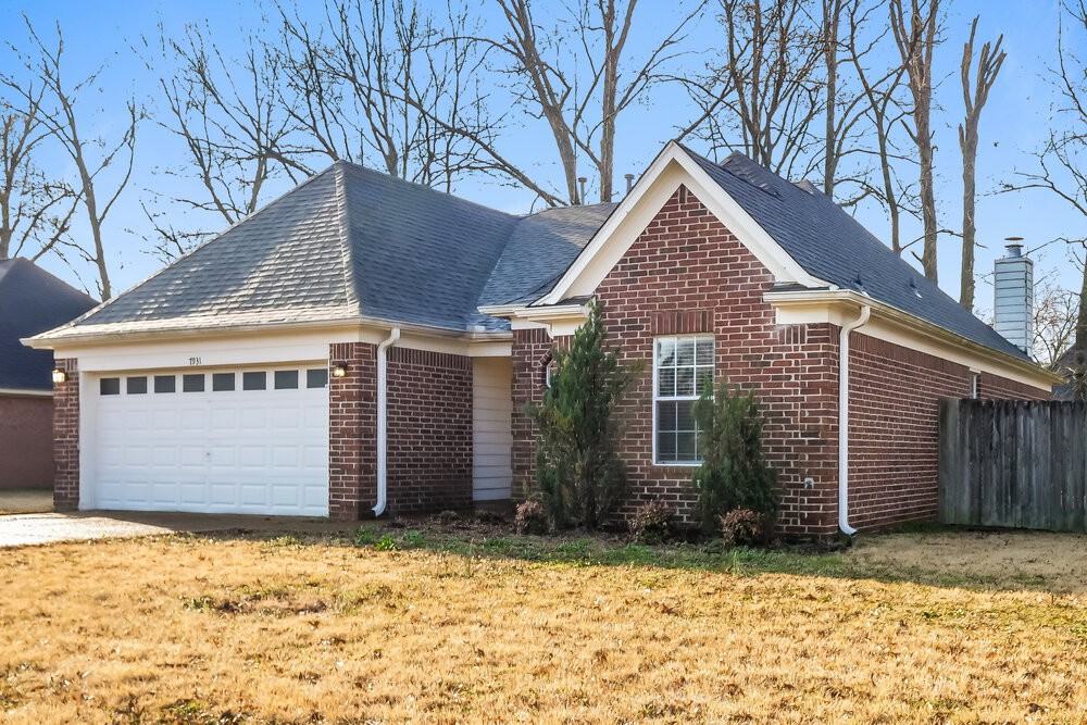 7931 Claredale Dr - Photo 3 of 16