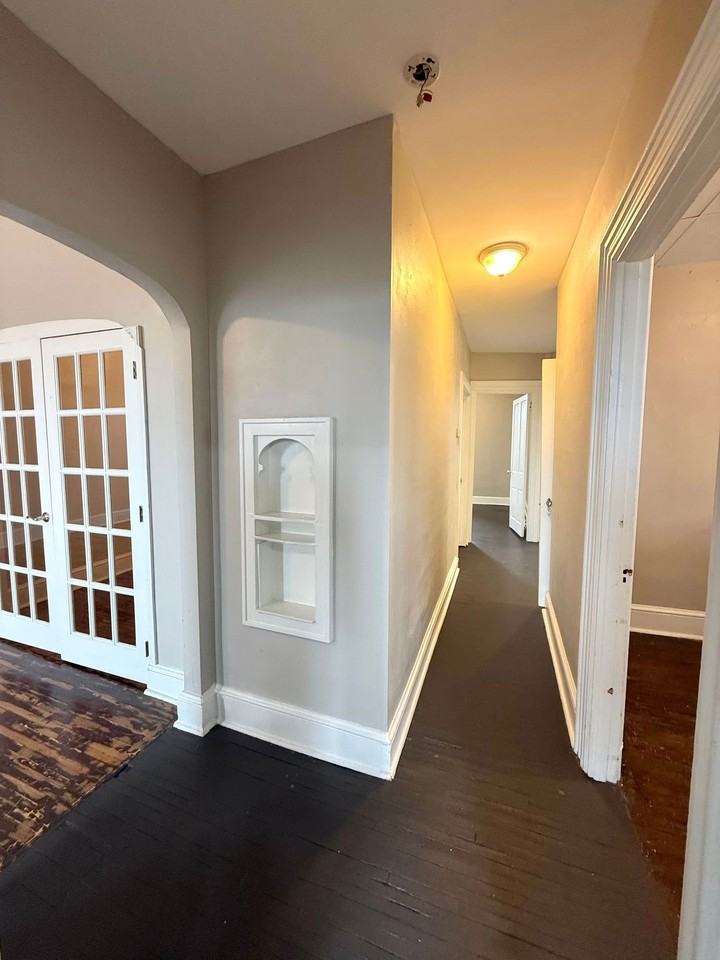 241A N Queen St #5 - Photo 7 of 16