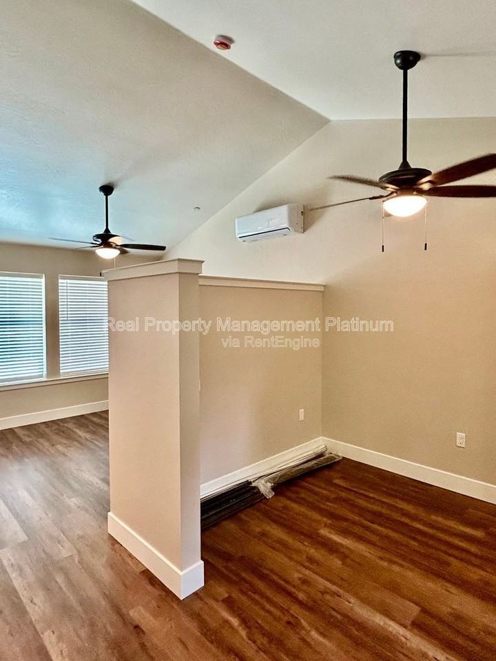 1469 5th St #C - Photo 7 of 15