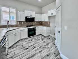 2143 S Shirley Ave - Photo 1 of 1