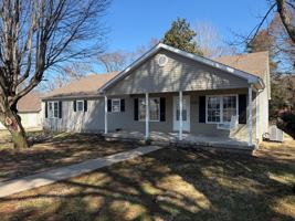 featured image of 811/813/815/825 Nashville St