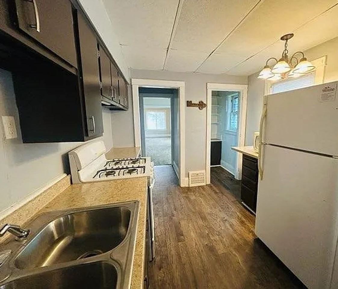 983 87th Ave W - Photo 7 of 12