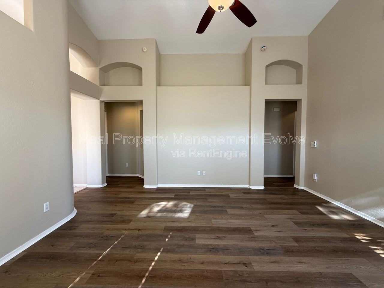 2006 N 106th Ave - Photo 5 of 28