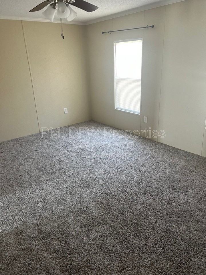 5290 County Road 3229 - Photo 7 of 19