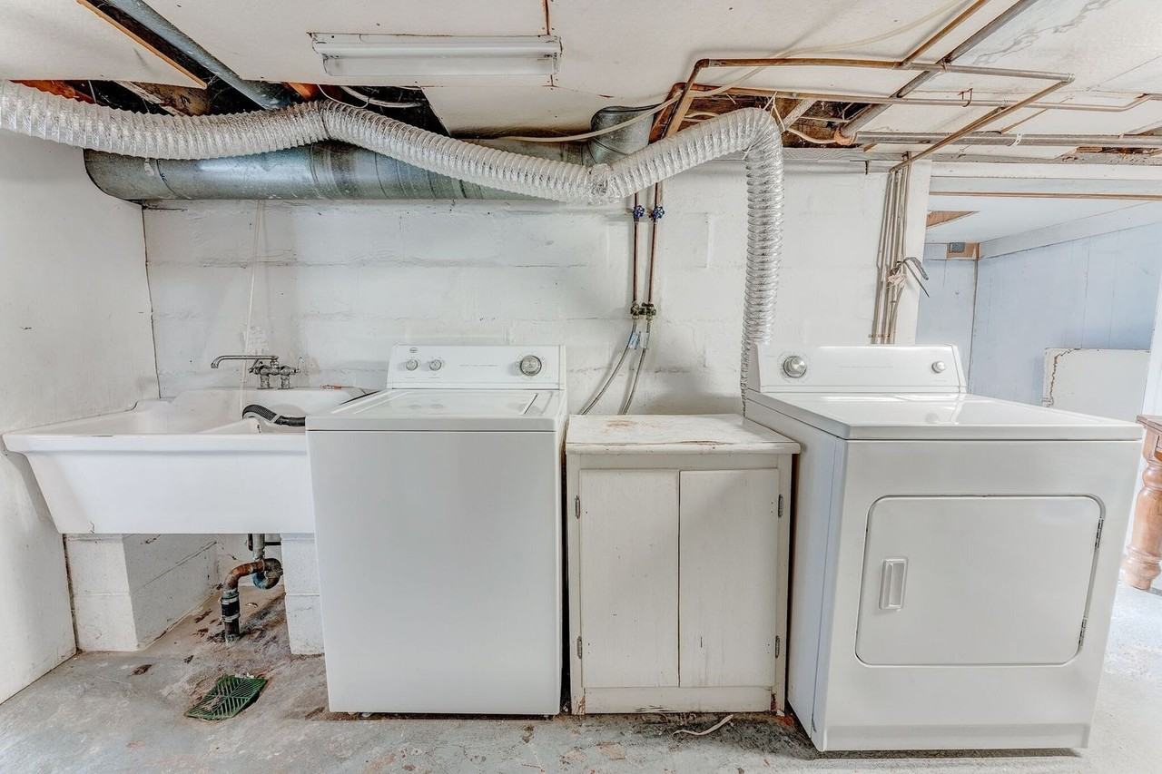 759 Snider St - Photo 7 of 23