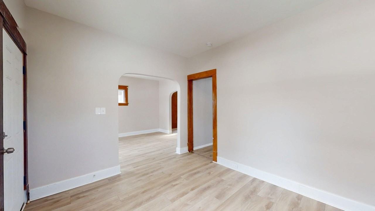 6825 Clement Ave - Photo 2 of 50