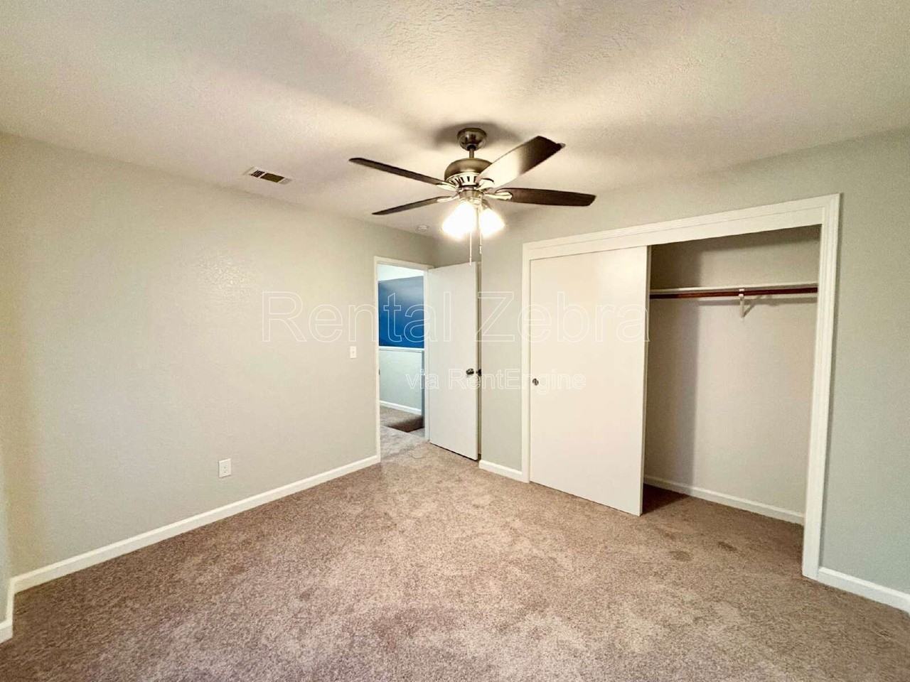 1131 Colorado Ave #109 - Photo 3 of 9