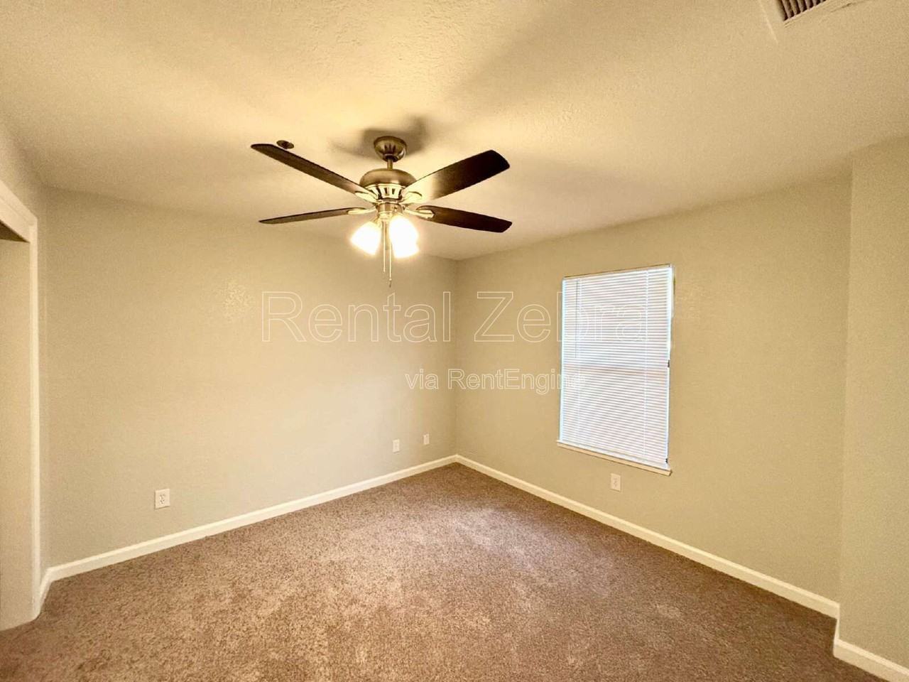 1131 Colorado Ave #109 - Photo 4 of 9