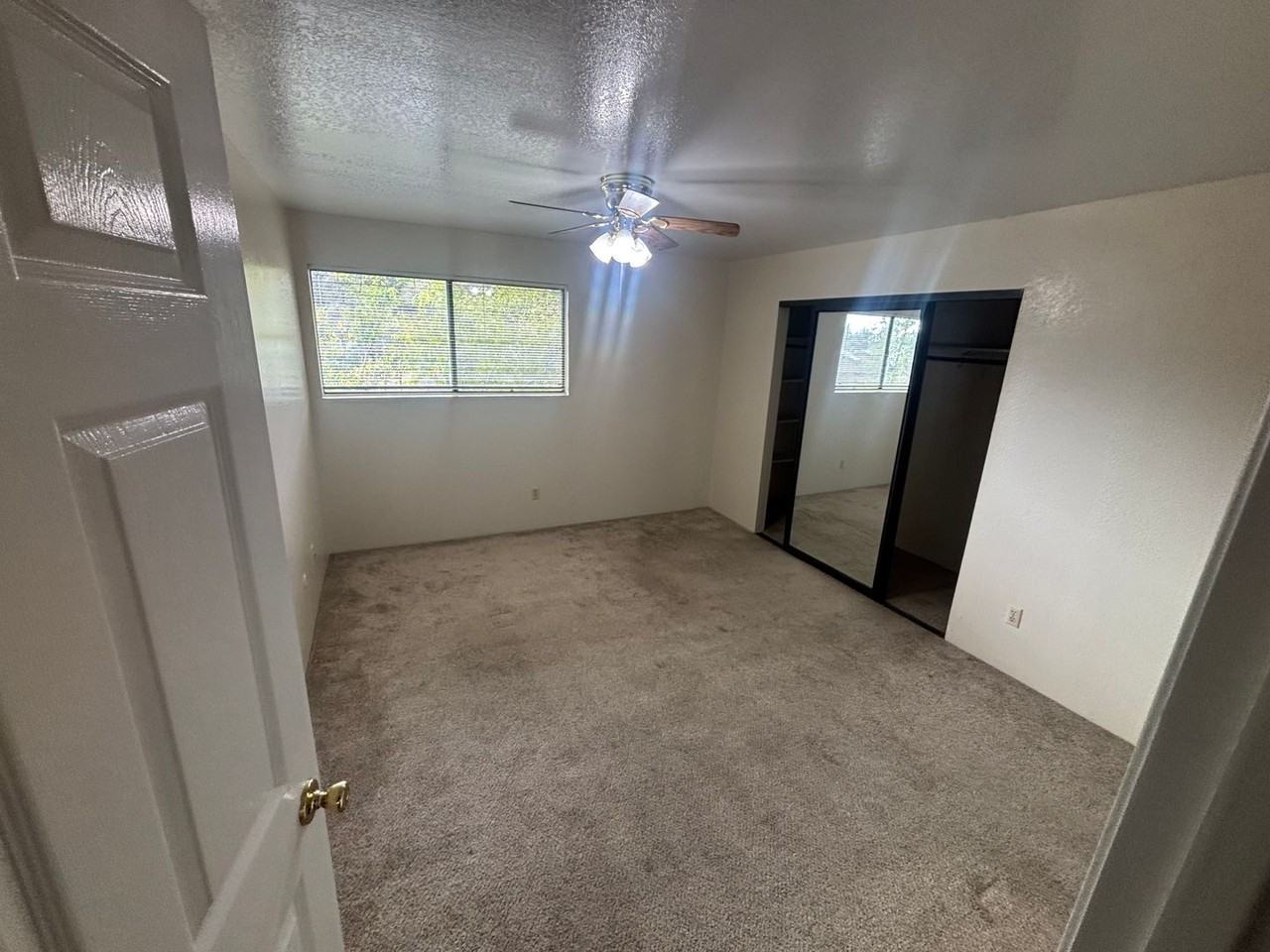 St. Kathryn Apartments - Photo 7 of 11