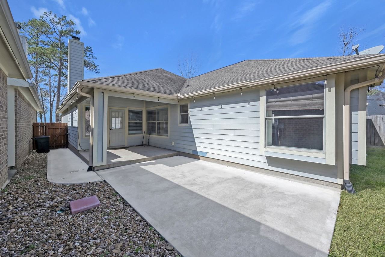 13023 Wood Harbour Dr - Photo 2 of 39