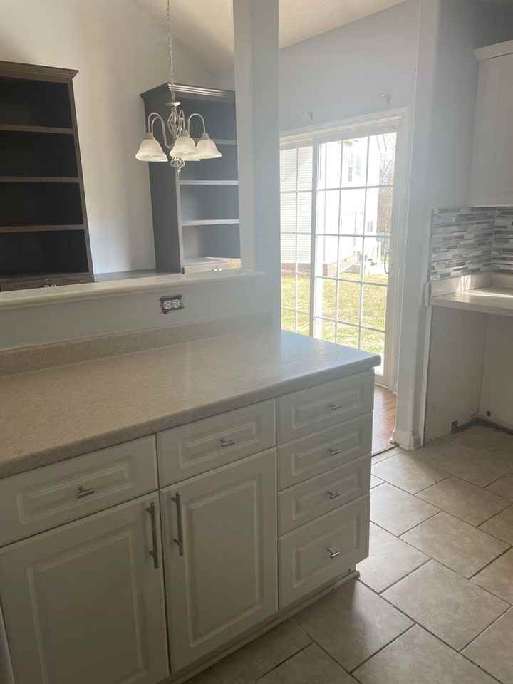 4233 Sandstone Dr - Photo 5 of 22