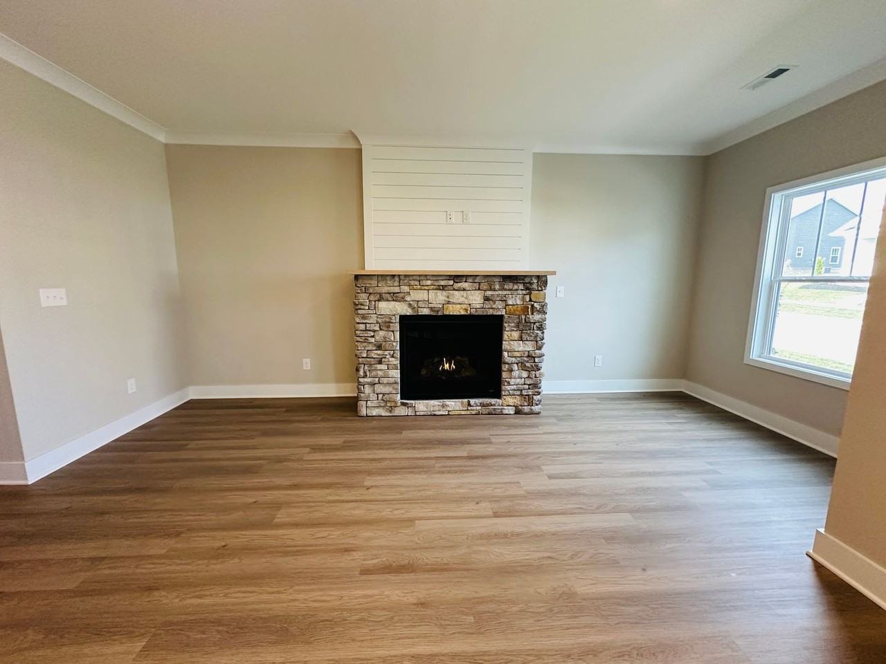 109 Kirbyberry Rd - Photo 7 of 34