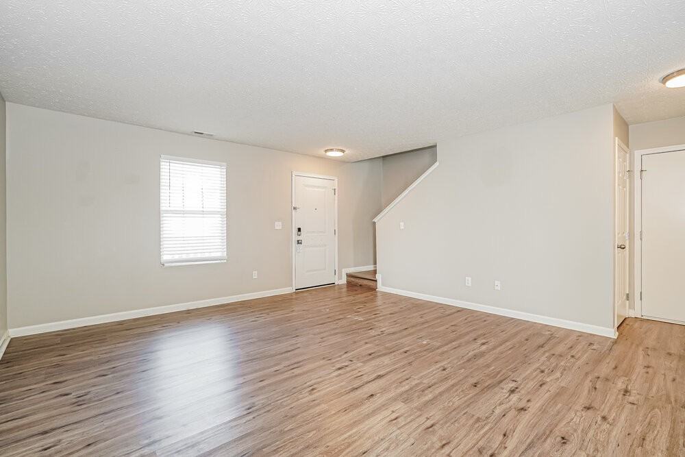 8051 Beardsley Ave - Photo 6 of 17