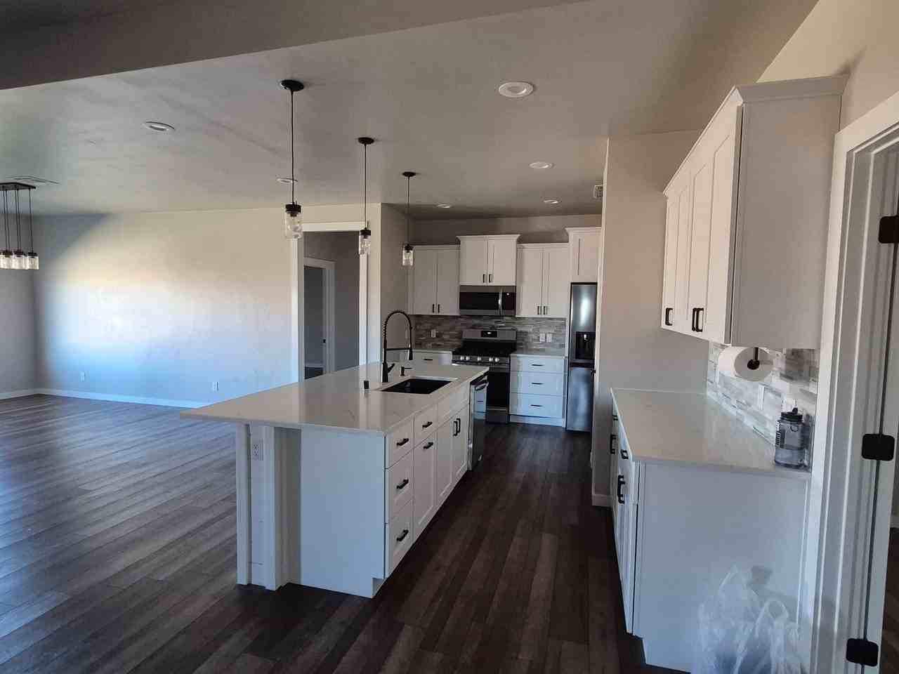 1245 La Sienna - Photo 5 of 28