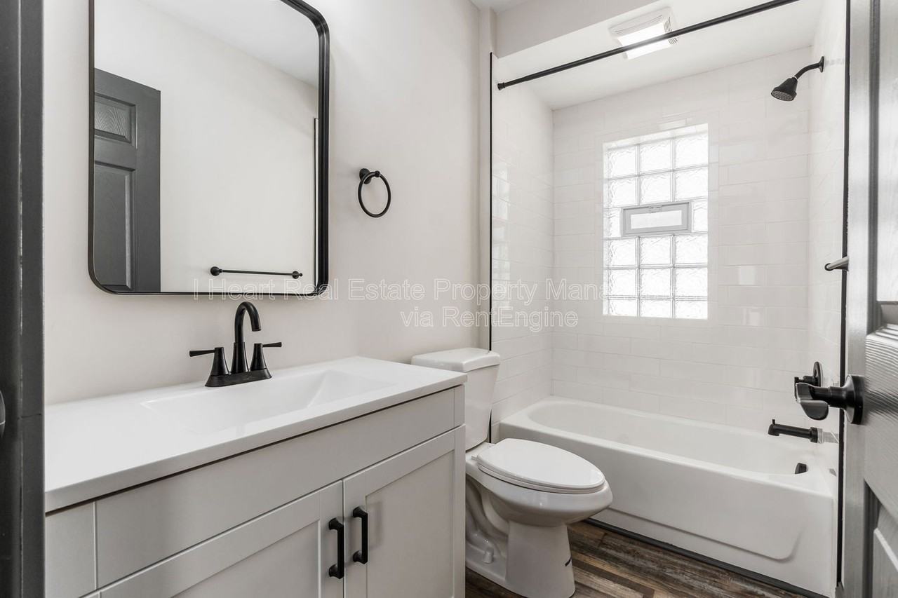 24 S Princeton Ave - Photo 7 of 20